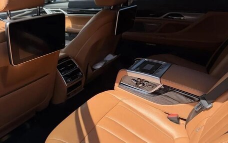 BMW 7 серия, 2017 год, 3 750 000 рублей, 9 фотография