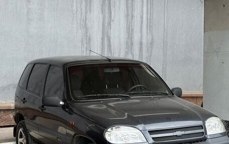 Chevrolet Niva I рестайлинг, 2007 год, 300 000 рублей, 1 фотография
