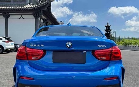 BMW 1 серия, 2021 год, 1 870 000 рублей, 11 фотография
