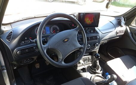 Chevrolet Niva I рестайлинг, 2013 год, 450 000 рублей, 3 фотография
