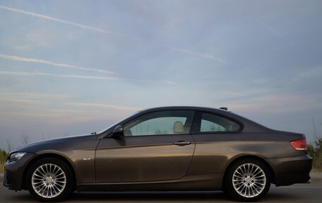 BMW 3 серия, 2009 год, 900 000 рублей, 2 фотография