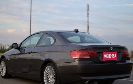 BMW 3 серия, 2009 год, 900 000 рублей, 4 фотография