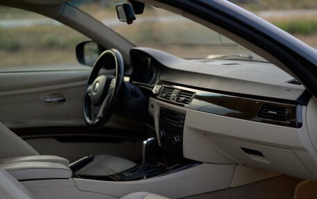 BMW 3 серия, 2009 год, 900 000 рублей, 14 фотография