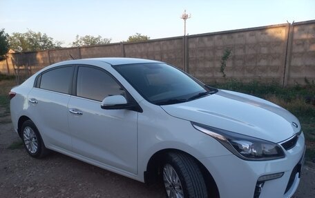 KIA Rio IV, 2019 год, 1 496 000 рублей, 2 фотография