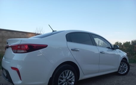 KIA Rio IV, 2019 год, 1 496 000 рублей, 4 фотография