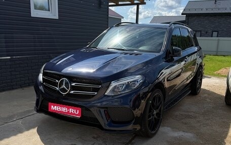 Mercedes-Benz GLE, 2015 год, 3 300 000 рублей, 1 фотография