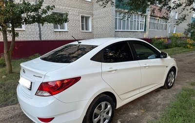 Hyundai Solaris II рестайлинг, 2014 год, 950 000 рублей, 1 фотография
