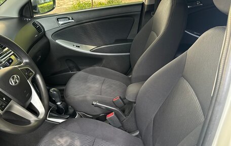 Hyundai Solaris II рестайлинг, 2014 год, 950 000 рублей, 10 фотография