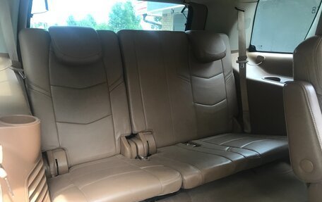 Cadillac Escalade IV, 2015 год, 3 990 000 рублей, 19 фотография