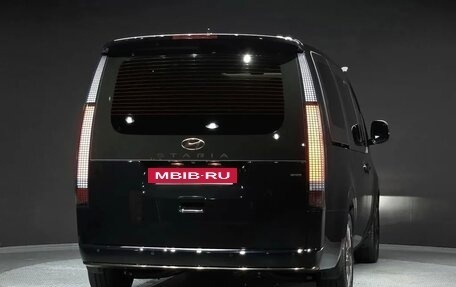 Hyundai Staria, 2024 год, 5 120 000 рублей, 4 фотография