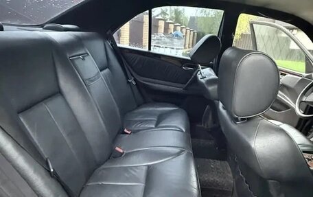 Mercedes-Benz E-Класс, 1998 год, 350 000 рублей, 7 фотография