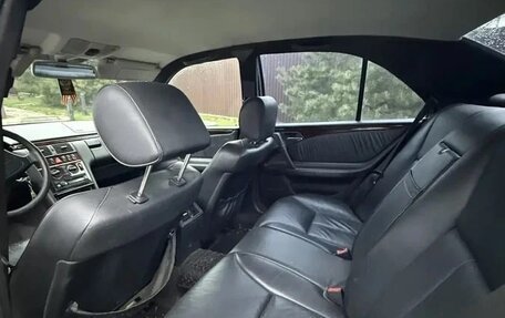 Mercedes-Benz E-Класс, 1998 год, 350 000 рублей, 8 фотография