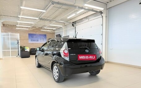 Toyota Aqua I, 2014 год, 999 000 рублей, 4 фотография