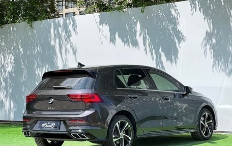 Volkswagen Golf VIII, 2023 год, 2 280 000 рублей, 4 фотография