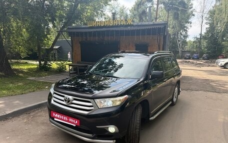 Toyota Highlander III, 2011 год, 2 100 000 рублей, 13 фотография