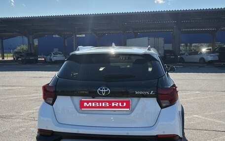 Toyota Yaris, 2020 год, 1 750 000 рублей, 5 фотография