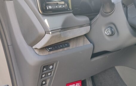 Lexus LM, 2024 год, 15 200 000 рублей, 17 фотография