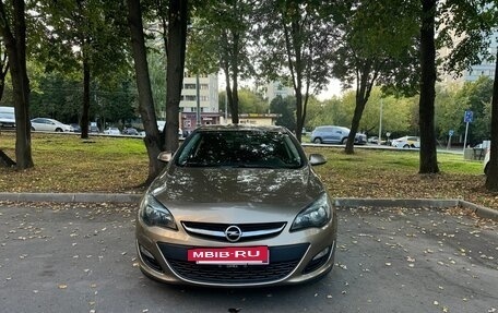 Opel Astra J, 2012 год, 890 000 рублей, 2 фотография