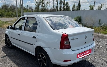 Renault Logan I, 2010 год, 365 000 рублей, 3 фотография