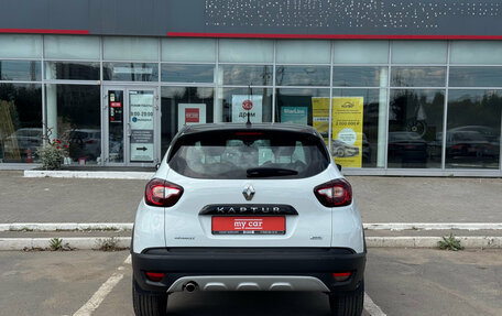 Renault Kaptur I рестайлинг, 2018 год, 1 590 000 рублей, 5 фотография