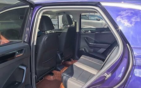 Volkswagen T-Roc I, 2023 год, 1 344 111 рублей, 8 фотография