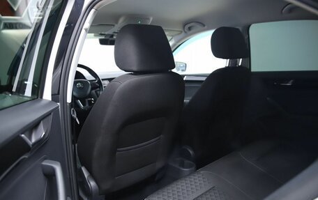 Skoda Rapid I, 2017 год, 990 000 рублей, 12 фотография