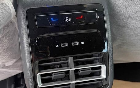 Volkswagen Tiguan, 2026 год, 4 400 000 рублей, 12 фотография