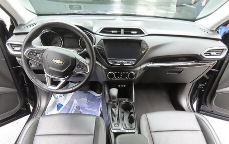Chevrolet TrailBlazer, 2023 год, 1 952 000 рублей, 6 фотография