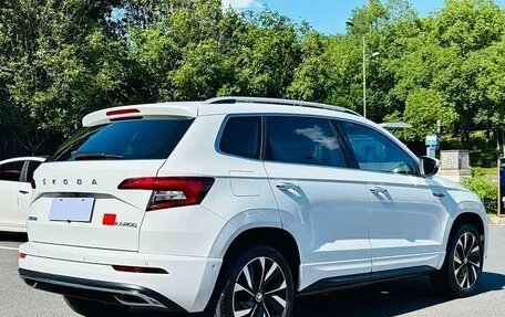 Skoda Karoq I, 2023 год, 2 130 000 рублей, 4 фотография