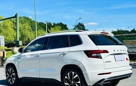 Skoda Karoq I, 2023 год, 2 130 000 рублей, 6 фотография