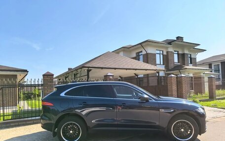 Jaguar F-Pace, 2017 год, 2 700 000 рублей, 12 фотография
