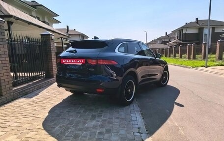Jaguar F-Pace, 2017 год, 2 700 000 рублей, 11 фотография
