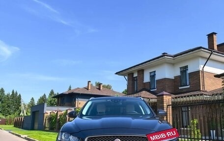 Jaguar F-Pace, 2017 год, 2 700 000 рублей, 14 фотография