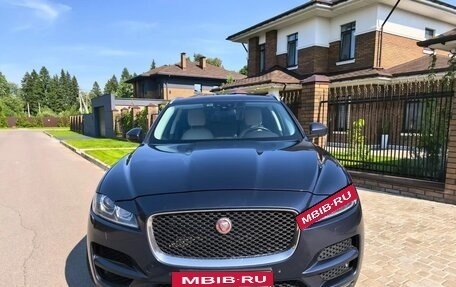 Jaguar F-Pace, 2017 год, 2 700 000 рублей, 7 фотография