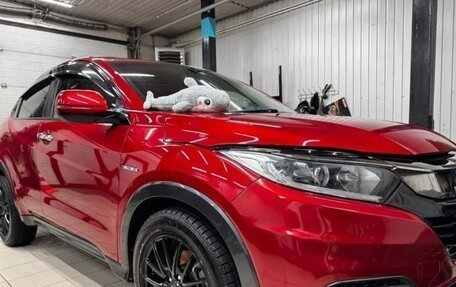 Honda Vezel, 2018 год, 1 900 000 рублей, 16 фотография