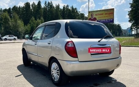 Daihatsu Storia, 1998 год, 237 000 рублей, 4 фотография