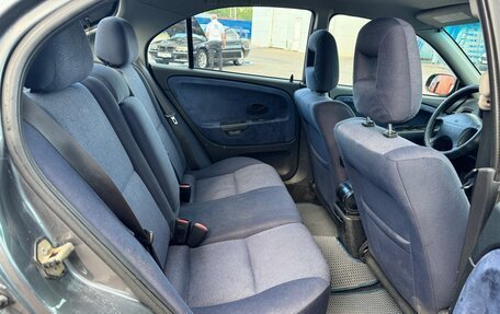 Mitsubishi Carisma I, 2002 год, 360 000 рублей, 8 фотография