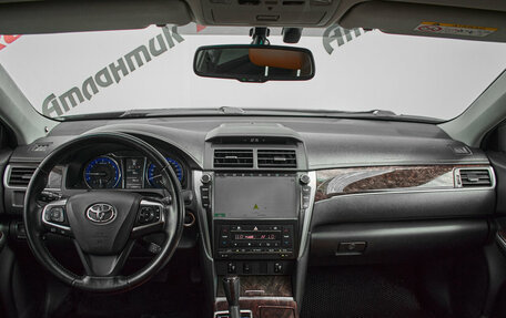 Toyota Camry, 2016 год, 2 350 000 рублей, 11 фотография