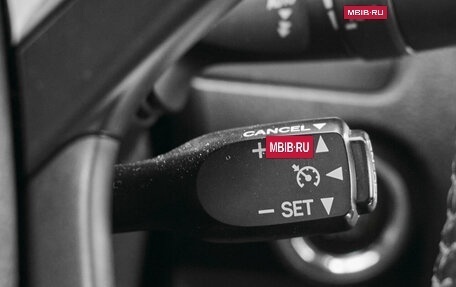 Toyota Camry, 2016 год, 2 350 000 рублей, 15 фотография
