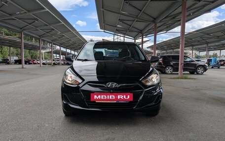Hyundai Solaris II рестайлинг, 2014 год, 799 900 рублей, 3 фотография