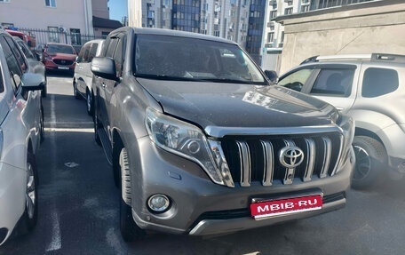 Toyota Land Cruiser Prado 150 рестайлинг 2, 2013 год, 2 650 000 рублей, 1 фотография