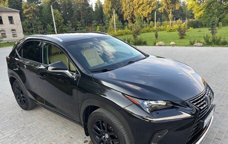 Lexus NX I, 2016 год, 2 900 000 рублей, 2 фотография