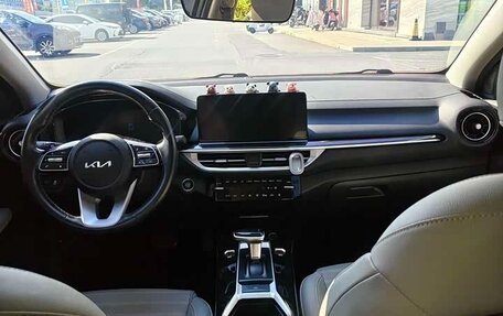 KIA K3, 2023 год, 1 831 000 рублей, 8 фотография