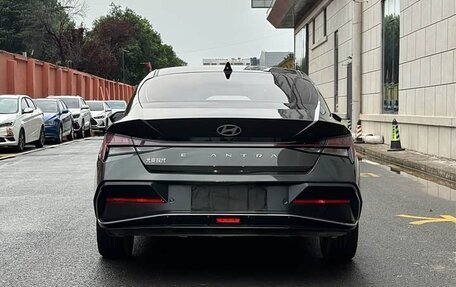 Hyundai Elantra, 2023 год, 1 550 000 рублей, 3 фотография