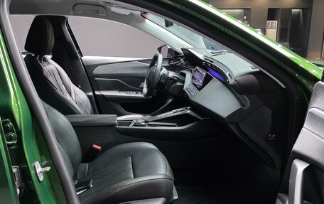 Peugeot 308, 2023 год, 2 150 000 рублей, 14 фотография