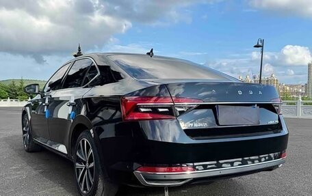 Skoda Superb III рестайлинг, 2023 год, 2 250 000 рублей, 6 фотография