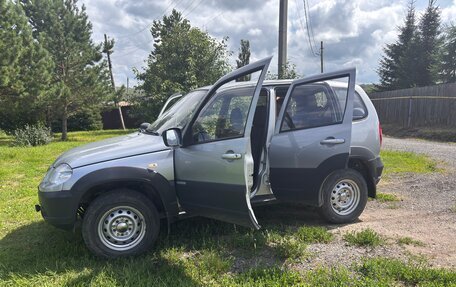 Chevrolet Niva I рестайлинг, 2013 год, 570 000 рублей, 3 фотография