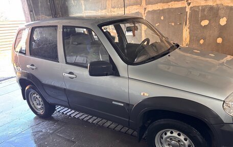 Chevrolet Niva I рестайлинг, 2013 год, 570 000 рублей, 11 фотография