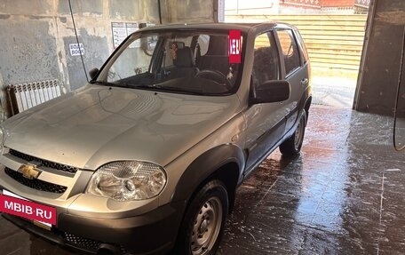 Chevrolet Niva I рестайлинг, 2013 год, 570 000 рублей, 10 фотография