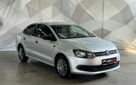 Volkswagen Polo VI (EU Market), 2013 год, 820 000 рублей, 3 фотография